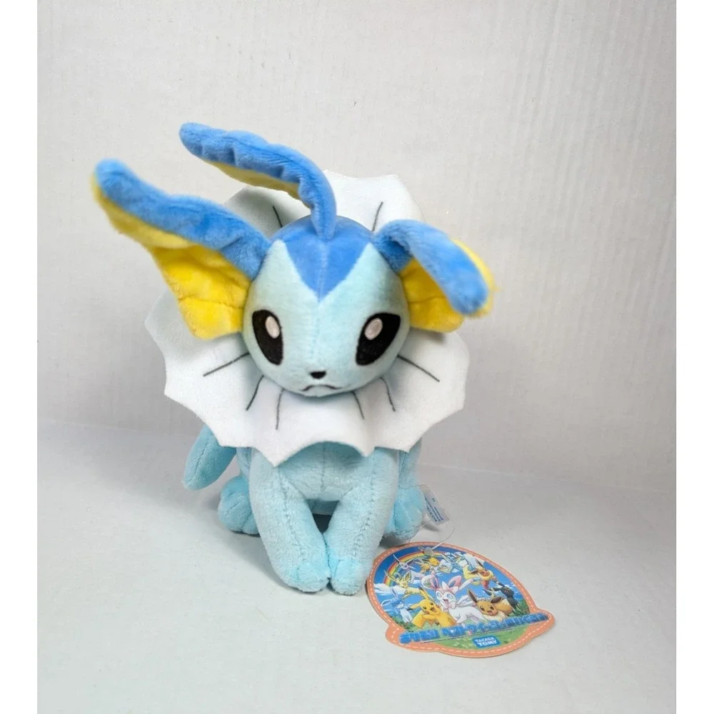 READ Pokemon Center Flareon & Tomy Vaporeon Plush Lot NWT